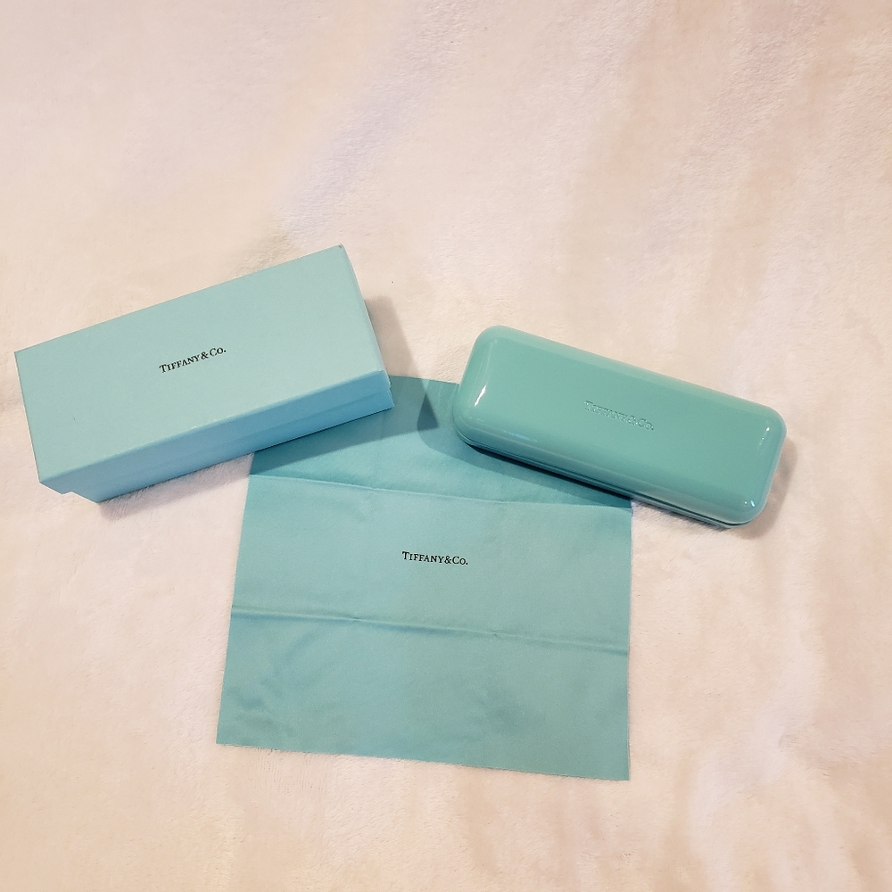 Tiffany & Co glasses case, box and glass cloth